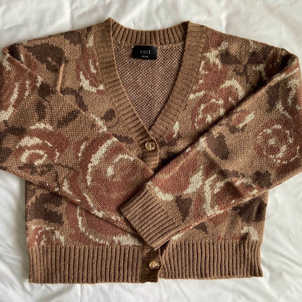 NWOT Vici Neutral Rose Cardigan
